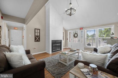 Exceptional opportunity to own a beautifully updated commercial - photo 4