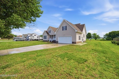 Charming 3-bedroom, 2-bath home with a spacious FROG offering - photo 4