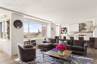This expansive two-bedroom (convertible three) - photo 4
