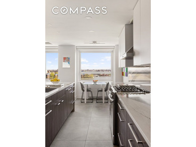 This expansive two-bedroom (convertible three) - photo 6