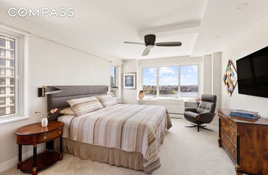 This expansive two-bedroom (convertible three) - photo 9