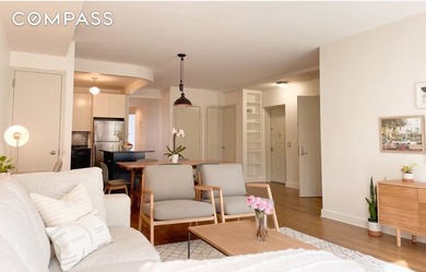 Large, three-bedroom, two-bathroom condo in Park Slope, Brooklyn - photo 3
