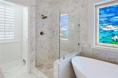 Enchanting and elegant, this Mariott home in Miramont will - photo 15