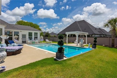 Enchanting and elegant, this Mariott home in Miramont will - photo 16