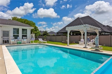 Enchanting and elegant, this Mariott home in Miramont will - photo 22