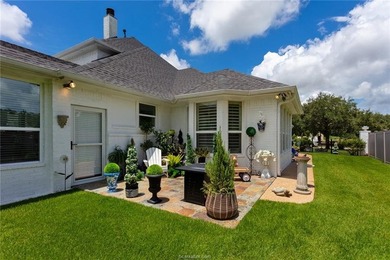 Enchanting and elegant, this Mariott home in Miramont will - photo 25