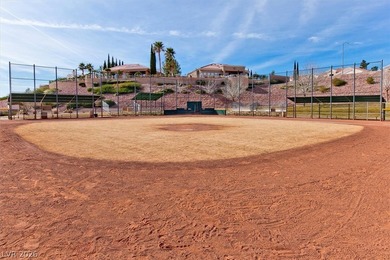 Completely renovated Sun City Summerlin home with spectacular - photo 25