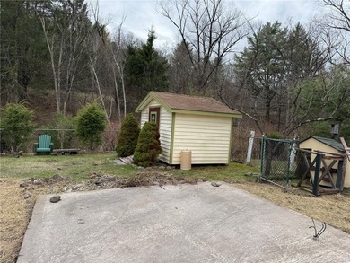 A charming River Front, former Mobile Home lot located just - photo 4