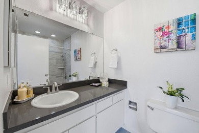 Beautifully renovated and ready for immediate move-in, this - photo 18