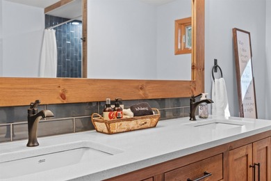 Welcome to the first-ever lake house offered in the exclusive - photo 20