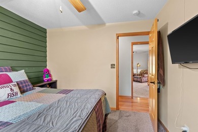 Welcome to the first-ever lake house offered in the exclusive - photo 26