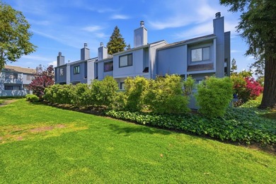 Beautifully renovated and ready for immediate move-in, this - photo 27