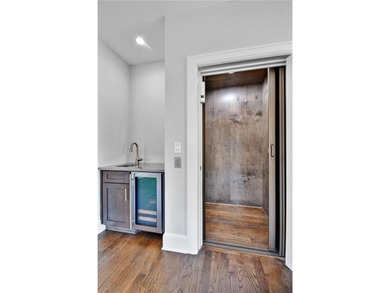 Introducing The Georgetown, an exceptional four-story Garden - photo 32