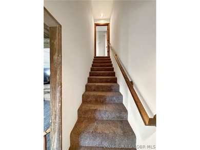 Experience lakefront living in this well-appointed 3-bedroom - photo 33