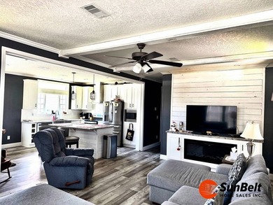 Welcome home to this beautiful 2022 manufactured home located in - photo 3