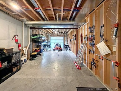 Experience lakefront living in this well-appointed 3-bedroom - photo 42