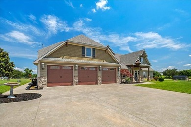 Additional listing photo 2