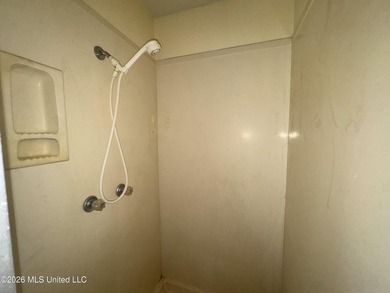 NEW LISTING IN FLORENCE with over 3300 square feet! Discover - photo 23