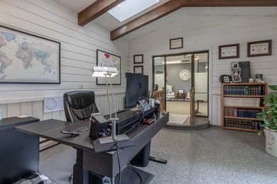 Well-appointed commercial office space offering stunning views - photo 11