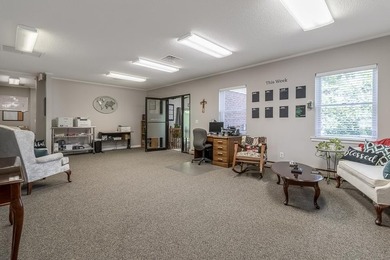 Well-appointed commercial office space offering stunning views - photo 12