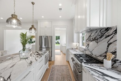 Welcome to 6 Vincent Drive located in the heart of South Mount - photo 15