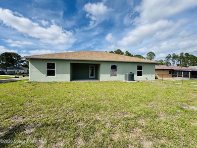 This beautifully built 2022 concrete block home sits on a - photo 2