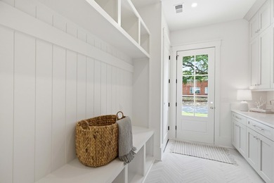 Welcome to 6 Vincent Drive located in the heart of South Mount - photo 45