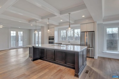 Beautiful End Unit Townhome located close to The Old Trail Golf - photo 6