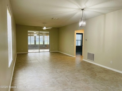 Beautiful 3-bedroom, 2-bath home with 2-car garage located in a - photo 4