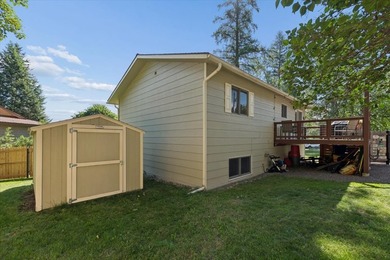 Exceptionally well-maintained 3-bedroom, 2-bathroom home tucked - photo 8