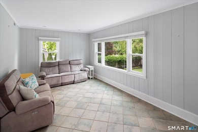 Welcome home to this beautifully maintained 3-bedroom Cape - photo 17