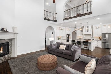 Warning: There isn't enough space to list all of this home's - photo 23
