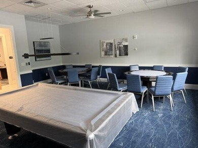 Spacious 1-bedroom, 2-bath residence featuring a massive floor - photo 24