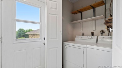 Beautiful 3-bedroom, 2-bath home located right in the heart of - photo 32