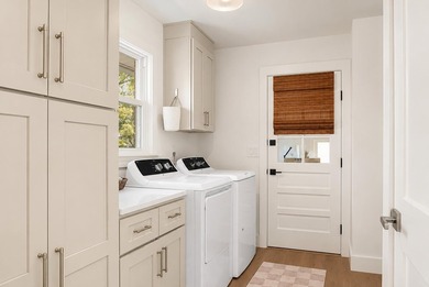 Welcome to 5908 Commonwealth Circle, where timeless Lowcountry - photo 21