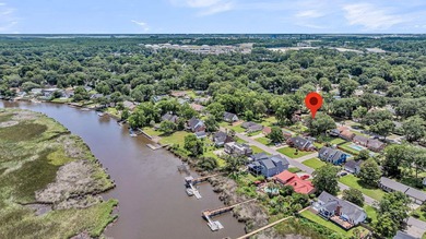 Welcome to 5908 Commonwealth Circle, where timeless Lowcountry - photo 41