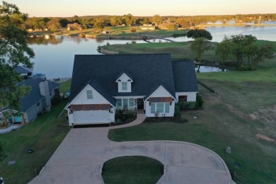 Lake Kiowa Home For Sale in Gainesville Texas