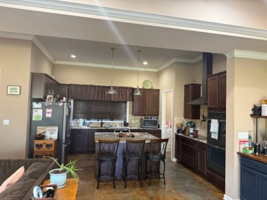 Lanan Waterfront Home in Brandon Estates Subdivision. This - photo 7