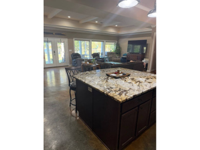 Lanan Waterfront Home in Brandon Estates Subdivision. This - photo 8