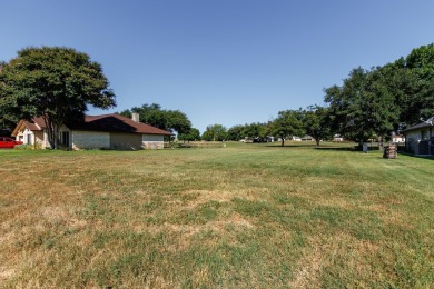 Lake Lot For Sale in Meadowlakes, Texas