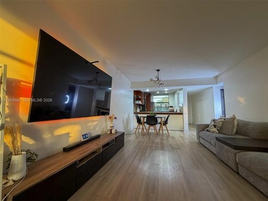 Pine Island Ridge Lakes Condo For Sale in Davie Florida