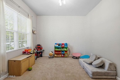 Welcome to this spacious 3-bedroom, 2.5-bath home with a 2-car - photo 11