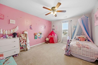 Welcome to this spacious 3-bedroom, 2.5-bath home with a 2-car - photo 44