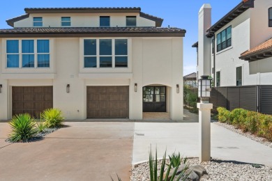 Lake Townhome/Townhouse For Sale in Horseshoe Bay, Texas