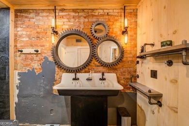 Spend the night in the *City Jail* with seven of your best - photo 30