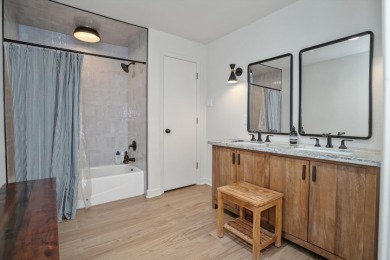 LUXURY LAKEFRONT LIVING! - photo 20
