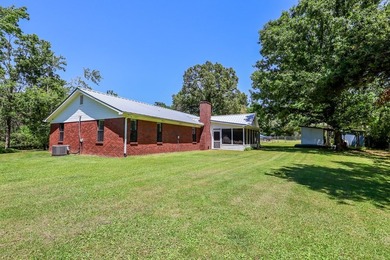 Tucked away in desirable Quail Creek Estates, this spacious - photo 43