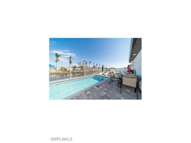 Gorgeous duplex on a Gulf Access canal! 6 bedrooms, 4 full - photo 3