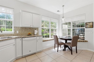 Desirable Wren Villa in the sought after Sun City Community with - photo 13