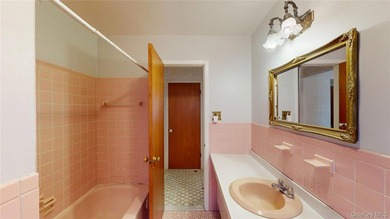 Welcome to this spacious detached single-family home located on - photo 16